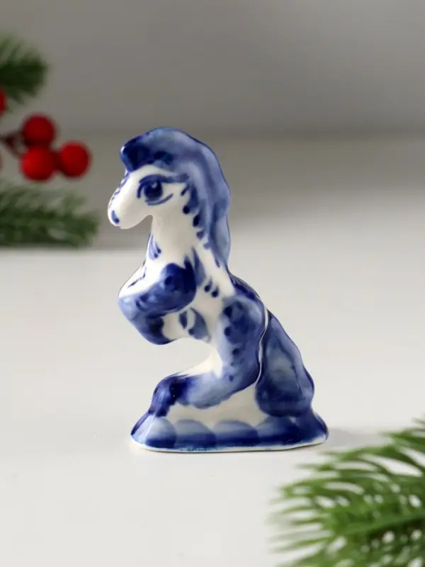 Сувенир Лошадь цирковая малая, 8,5х6,5 см, гжель Сувенир Лошадь цирковая малая, 8,5х6,5 см, гжель