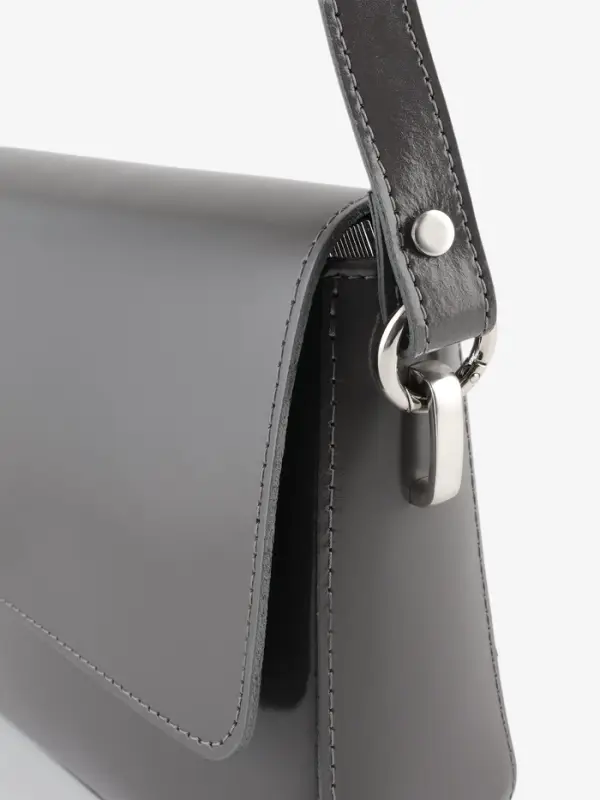 Кольца-карабины 7гр d20/28мм 4мм (наб 2шт цена за наб) серебряный TR Кольца-карабины 7гр d20/28мм 4мм (наб 2шт цена за наб) серебряный TR