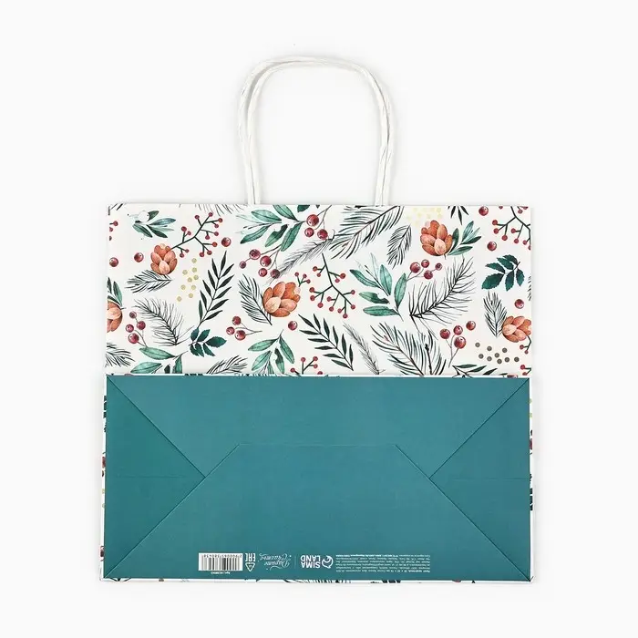 Пакет подарочный новогодний крафтовый «На лесной опушке», 25 х 22 х 12 см