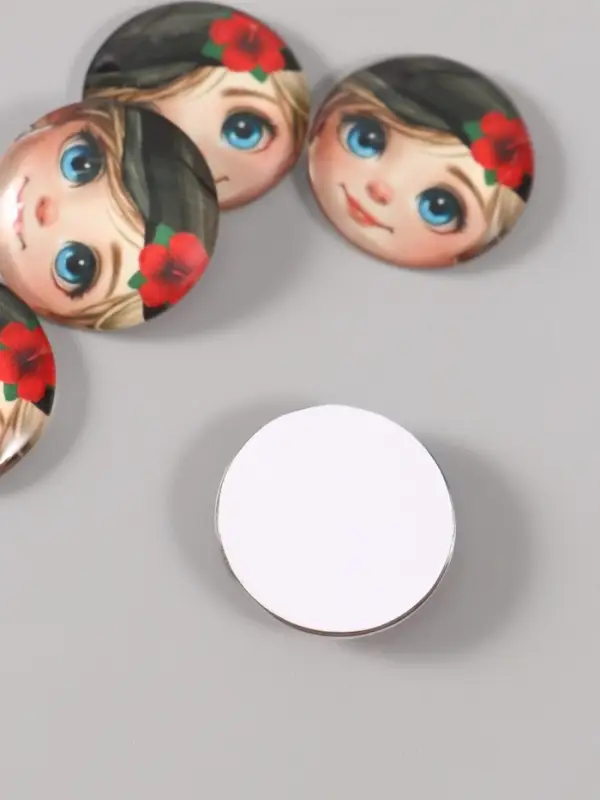 Кабошон стекло для творчества Кабошон стекло для творчества "Круг. Мальчишка в картузе с цветком" 3х3 см