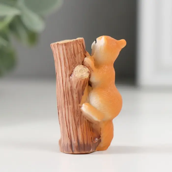 Фигурка полистоун &laquo;Озорная белочка&raquo;, 2&times;5&times;4 см, МИКС