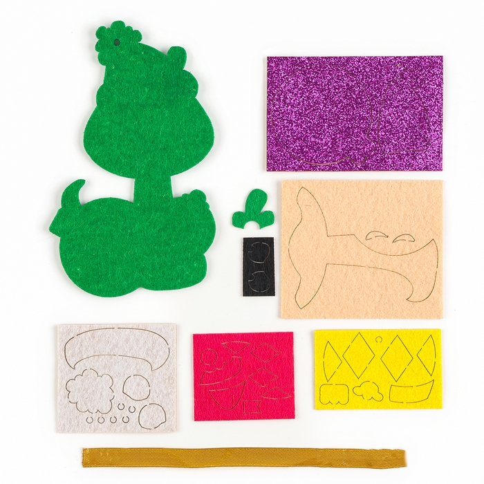 Подвеска из фетра на новый год своими руками «Змея с шариком», новогодний набор для творчества Подвеска из фетра на новый год своими руками «Змея с шариком», новогодний набор для творчества