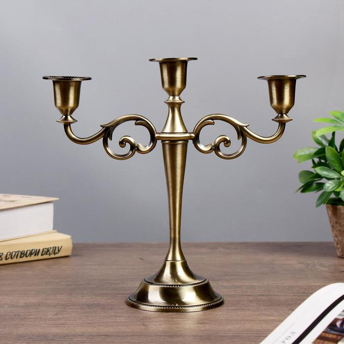 Подсвечник металл на 3 свечи  Подсвечник металл на 3 свечи "Лаконичность" цвет латуни 25,5х27х10 см