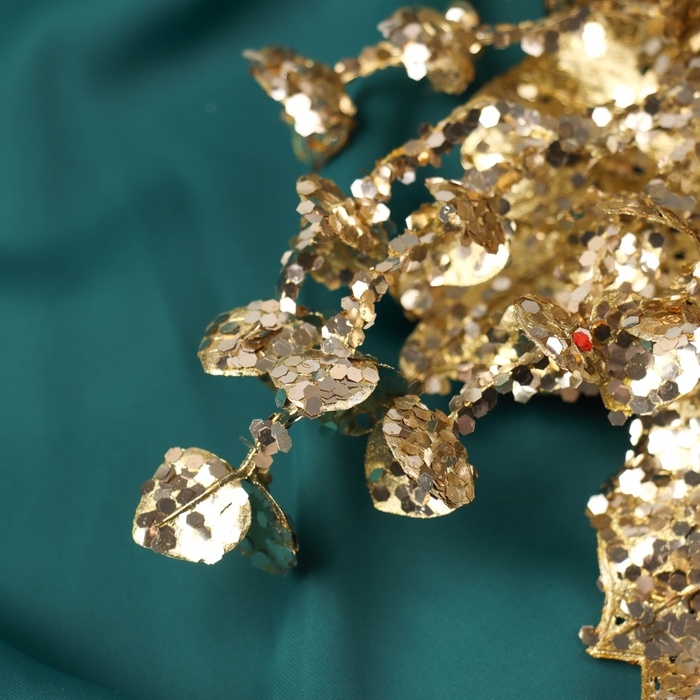 Декор Декор "Новогодняя грация" резные листья, 33х17 см, золото