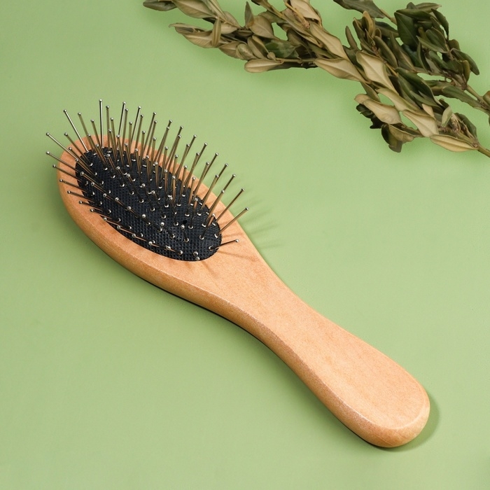 Расчёска массажная, 4,5 × 16 см, цвет «светлое дерево»