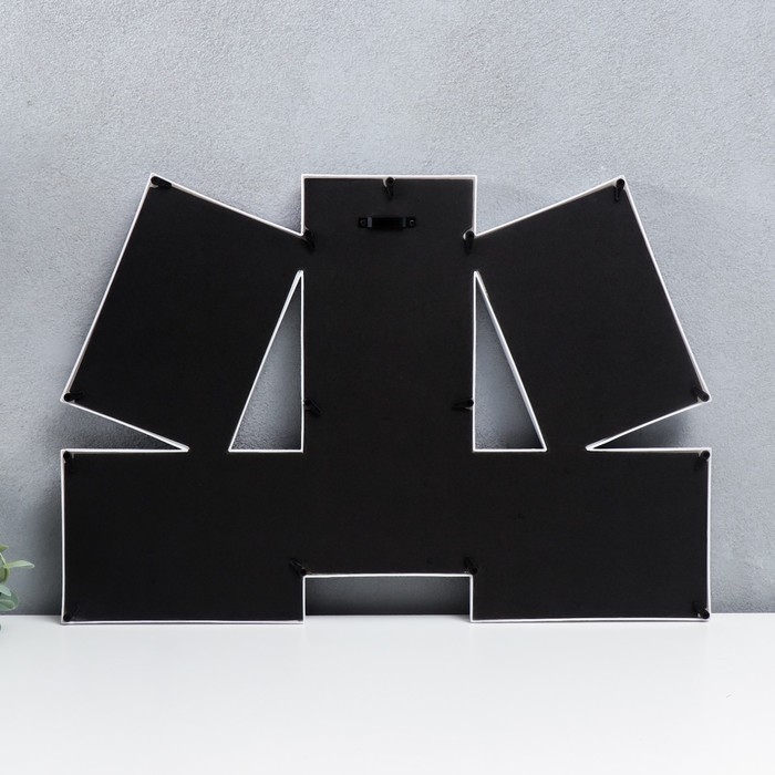 Фоторамка пластик на 6 фото 10х10, 10х15 см  Фоторамка пластик на 6 фото 10х10, 10х15 см "Ломанные линии" белая 33х48 см