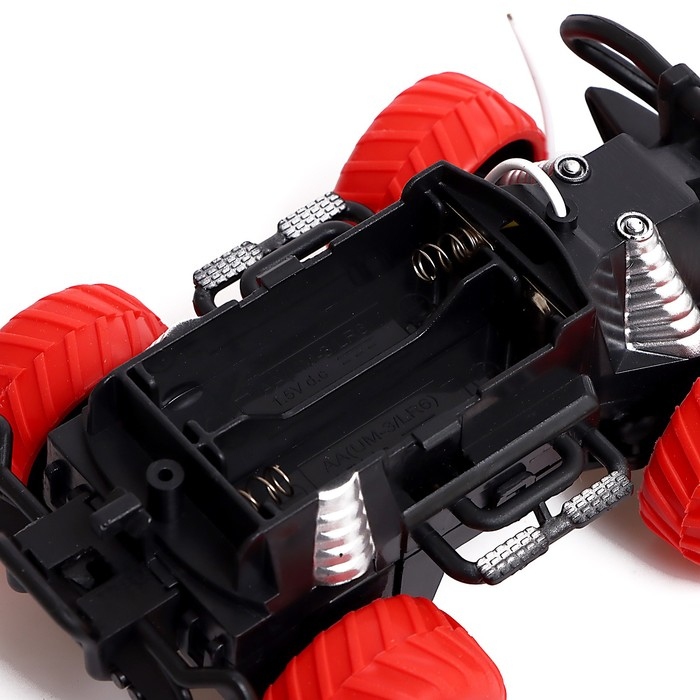 Джип радиоуправляемый «Граффити», работает от батареек, цвет красный Джип радиоуправляемый «Граффити», работает от батареек, цвет красный