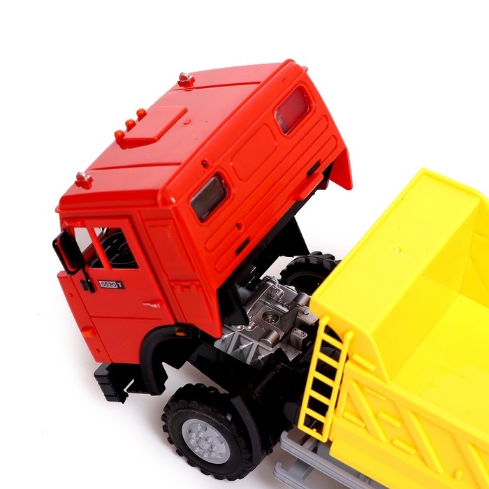 Грузовик «КАМАЗ. Самосвал», свет и звук Грузовик «КАМАЗ. Самосвал», свет и звук