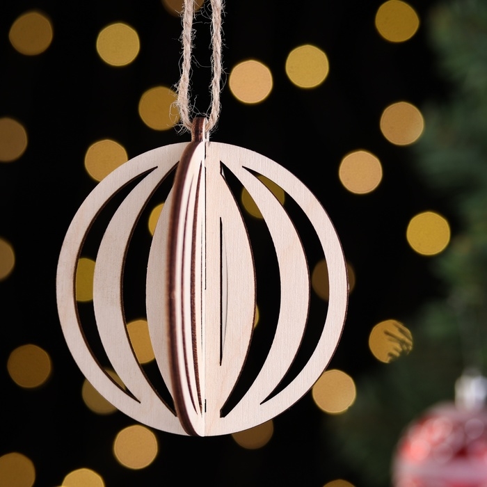 Деревянная игрушка на ёлку Деревянная игрушка на ёлку "Вертикальные", шар, диаметр 8 см