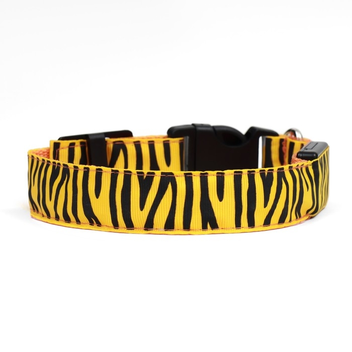 Ошейник с подсветкой Тигр 3 режима свечения размер XL, ОШ 60-70 х 2,5 см оранжевый Ошейник с подсветкой Тигр 3 режима свечения размер XL, ОШ 60-70 х 2,5 см оранжевый
