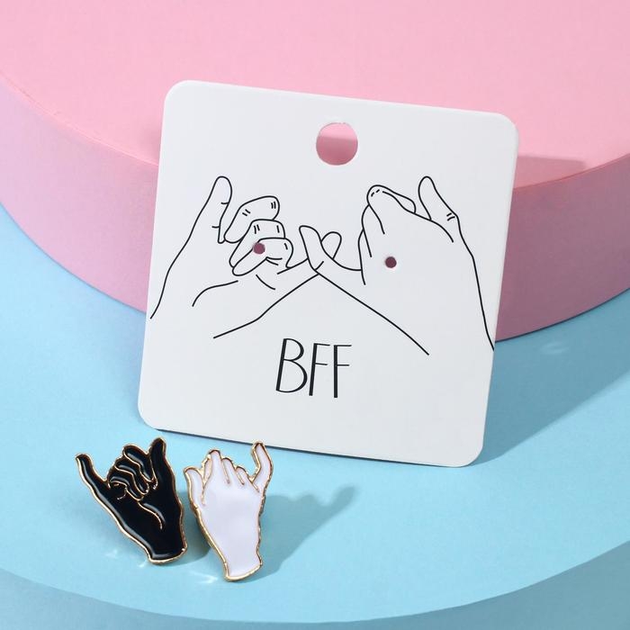 Значки-неразлучники «Лучшие друзья», цвет чёрно-белый в золоте Значки-неразлучники «Лучшие друзья», цвет чёрно-белый в золоте