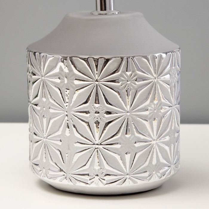 Настольная лампа Настольная лампа "Анрия" Е14 40Вт серебро 20х20х32 см