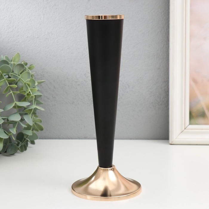 Подсвечник металл на 1 свечу  Подсвечник металл на 1 свечу "Эвиан" d=1,5 см чёрный с золотом 9х22 см