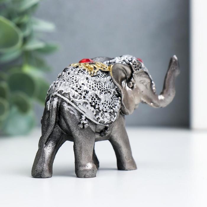 Сувенир полистоун Сувенир полистоун "Слонёнок в золотой попоне с рубином" 5,5х8,5х3,2 см