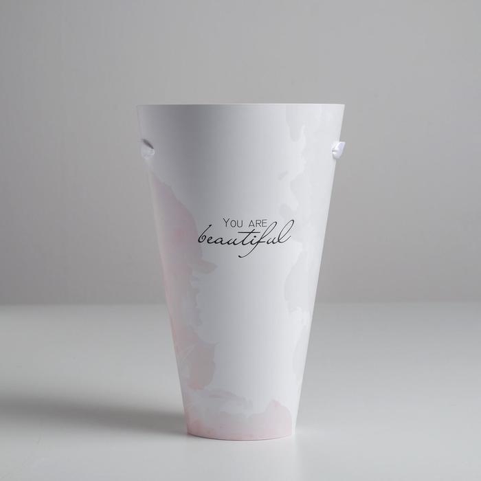 Переноска круглая на лентах «You are beautiful», 15 × 23.3 × 7.5 см, Ø 15 см Переноска круглая на лентах «You are beautiful», 15 × 23.3 × 7.5 см, Ø 15 см