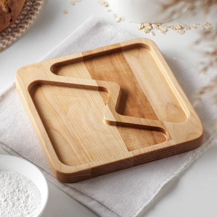 Менажница квадратная Доляна &laquo;Авеллино&raquo;, 18&times;18&times;1,8 см см, 2 секции, берёза, пропитана маслом