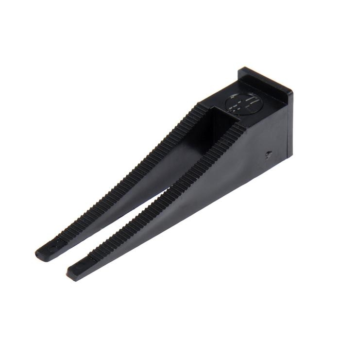 Система выравнивания плитки ЛОМ, клин (50 шт.), пакет Система выравнивания плитки ЛОМ, клин (50 шт.), пакет