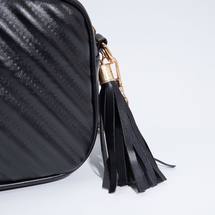 Сумка кросс-боди на молнии, наружный карман, цвет чёрный Сумка кросс-боди на молнии, наружный карман, цвет чёрный