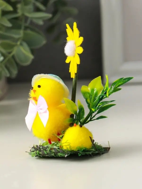 Фигурка пасхальная &laquo;Цыпа и цыпленок на лужайке с одуванчиком&raquo;, 4.5&times;6&times;10.5 см