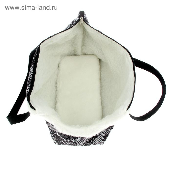 Сумка - переноска для животных, зимняя, оксфорд, 40 х 19 х 26 см, микс цветов Сумка - переноска для животных, зимняя, оксфорд, 40 х 19 х 26 см, микс цветов