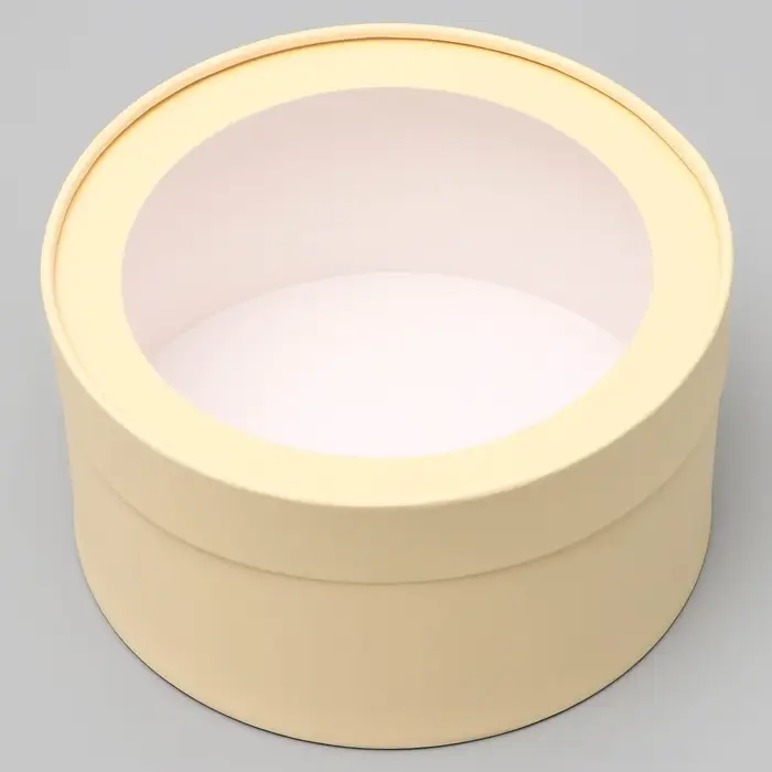 Подарочная коробка круглая &laquo;Крема&raquo; кремовая, завальцованная с окном, 21&times;11 см