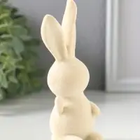 Сувенир полистоун, флок "Весёлый заяц - Привет!" 5х5х11,5 см