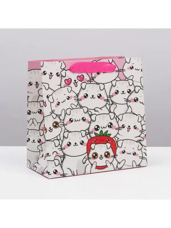 Пакет подарочный ламинированный квадратный, упаковка, &laquo;Котики&raquo;, 22&times;22&times;11 см