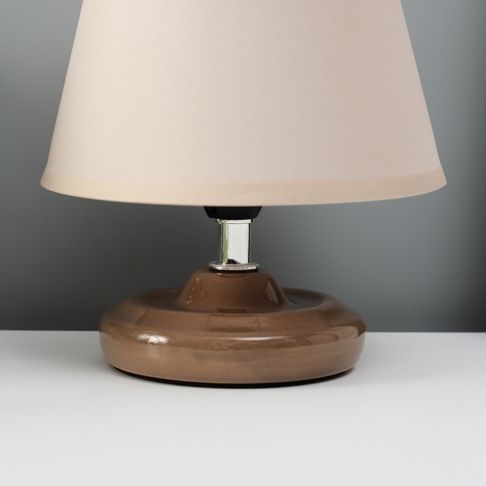 Лампа настольная Лампа настольная "Мини" 1х40Вт Е14 бежевый 15х15х20см МОДЕЛЬ: 3133993