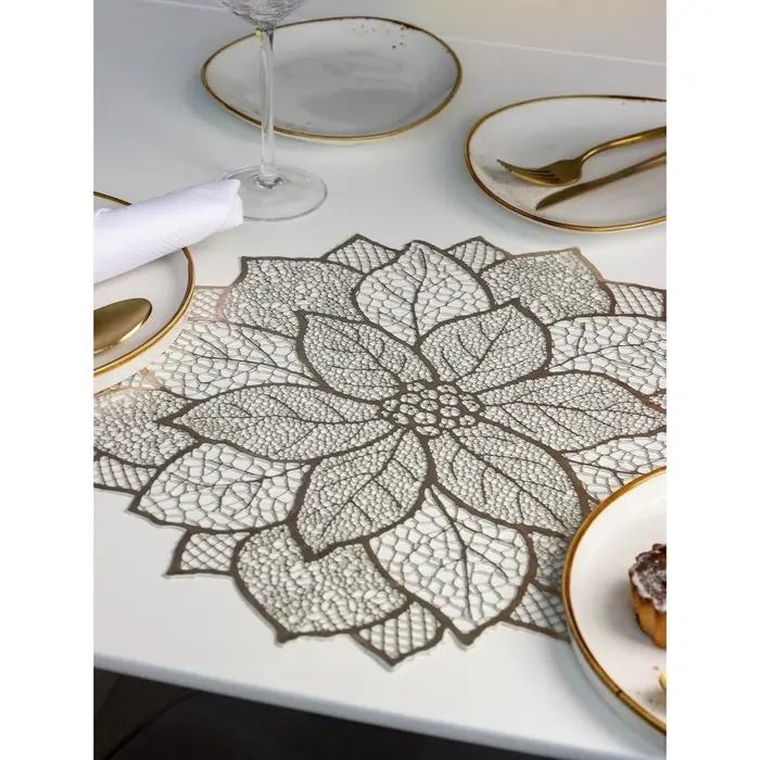 Салфетка сервировочная на стол Доляна &laquo;Цветок&raquo;, d=38 см, золотая