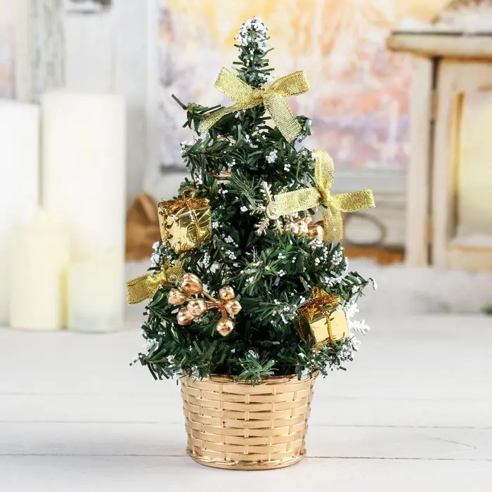 Искусственная ёлка настольная &laquo;Зимнее волшебство. Новогодний восторг&raquo;, 20 см, d нижнего яруса 11 см, ветки ПВХ отгибаются