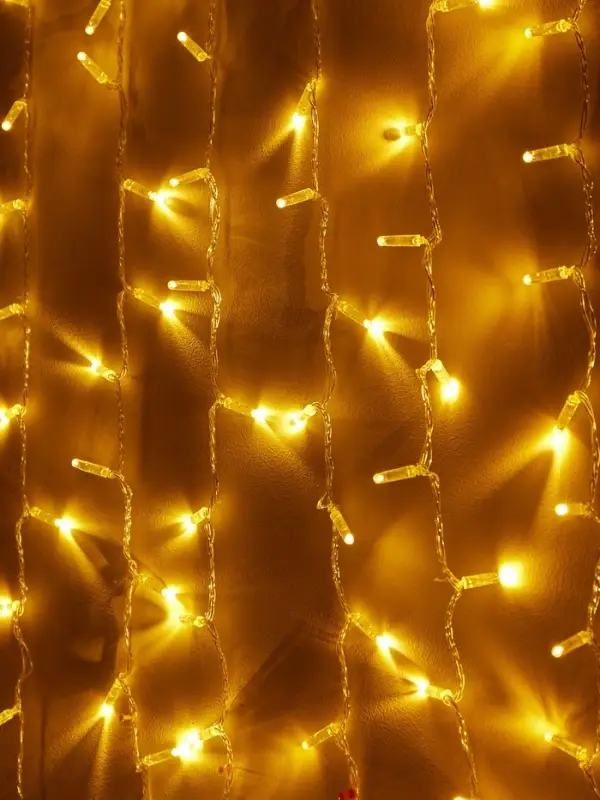 Гирлянда &laquo;Нить&raquo; 10 м, IP65, УМС, прозрачная нить, 100 LED, свечение тёплое белое, 220 В