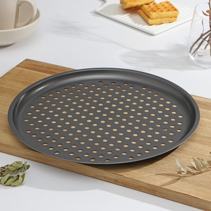 Форма для пиццы Доляна «Жаклин», 33×1.5 см, перфорированная, антипригарное покрытие, цвет чёрный Форма для пиццы Доляна «Жаклин», 33×1.5 см, перфорированная, антипригарное покрытие, цвет чёрный