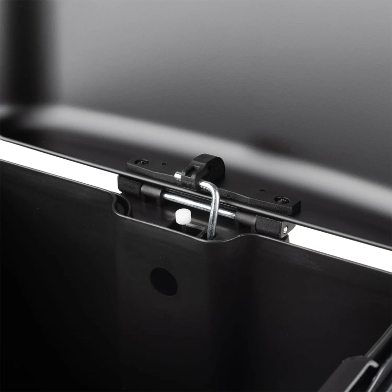 Ведро мусорное с педалью и доводчиком Luscan 30л,черное,прямоуг,металл