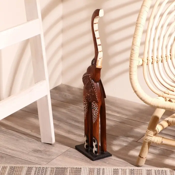 Сувенир дерево "Слон с резными ушками" 60х14х9 см