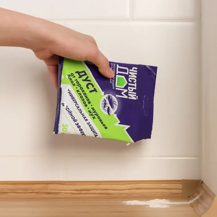 Дуст инсектицидный от тараканов, блох, клопов, муравьев Чистый дом 50 г Дуст инсектицидный от тараканов, блох, клопов, муравьев Чистый дом 50 г