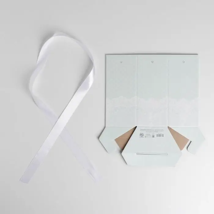 Коробка подарочная складная шестигранник «Мятное кружево», 17 х 14,8 х 19,5 см