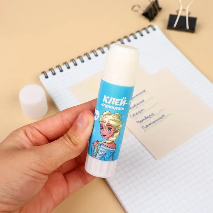 Клей-карандаш PVP 21 г, «Холодное сердце» Клей-карандаш PVP 21 г, «Холодное сердце»