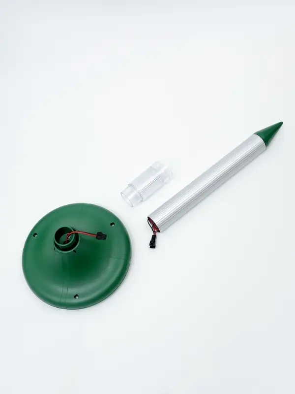 Отпугиватель змей Luazon LRI-31, ультразвуковой, подсветка, от солнечной батареи, 800 м&sup2;