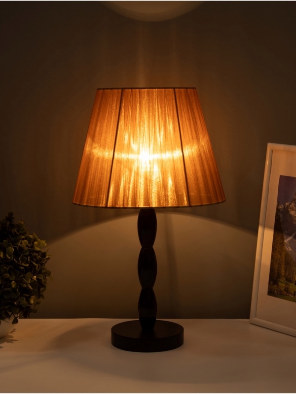 Лампа настольная BayerLux ЭКО Лампа настольная BayerLux ЭКО "Капа" 1х40Вт Е27 черный/бежевый 25х25х42см