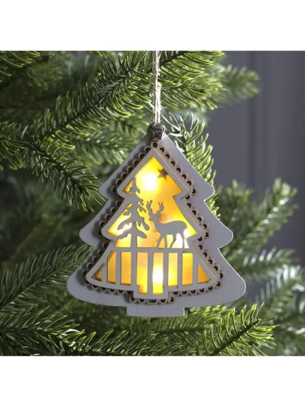 Ёлочная игрушка &laquo;Ёлочка с оленем&raquo;, 10&times;10&times;2 см, 4 LED, от батареек, свечение тёплое белое