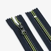 Молния &laquo;Спираль&raquo;, №5, неразъёмная, светоотражающая, замок автомат, 18 см, чёрная, зелёная