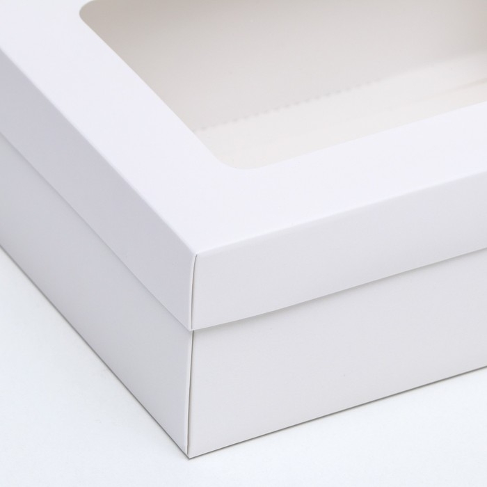 Коробка подарочная складная, упаковка, крышка-дно, с окном, белая, 24 х 17 х 8 см Коробка подарочная складная, упаковка, крышка-дно, с окном, белая, 24 х 17 х 8 см