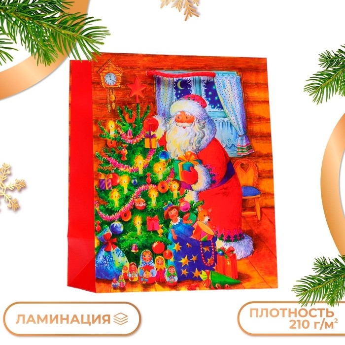 Новый год. Пакет подарочный Новый год. Пакет подарочный "Дед мороз у ёлки", 18 х 22,3 х 10 см.