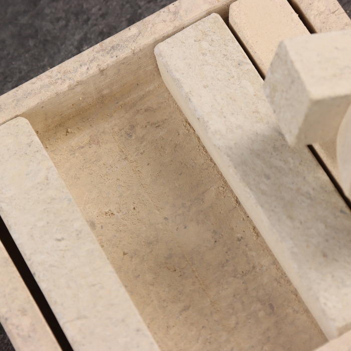 Пекарский испаритель с брусками, вулканический, 13х13см Пекарский испаритель с брусками, вулканический, 13х13см