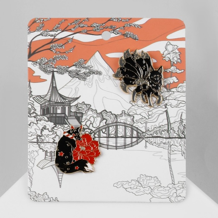 Набор значков (2 шт.) «Кицунэ» девятихвостый лис, цветной в золоте Набор значков (2 шт.) «Кицунэ» девятихвостый лис, цветной в золоте