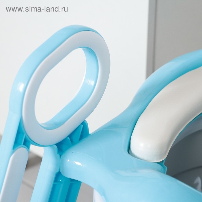 Детская накладка - сиденье на унитаз со ступенькой, с мягким сиденьем, цвет голубой Детская накладка - сиденье на унитаз со ступенькой, с мягким сиденьем, цвет голубой