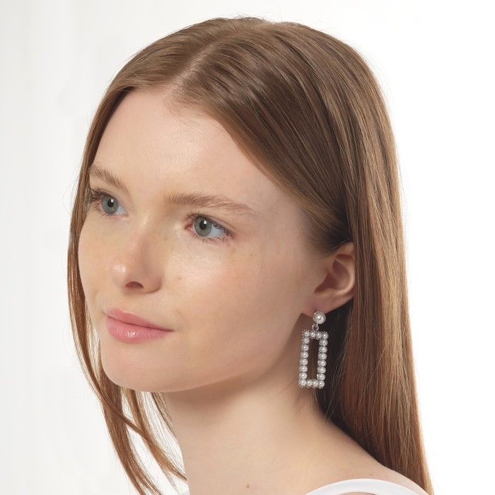 Серьги с жемчугом «Нежность» полый прямоугольник, цвет белый в серебре Серьги с жемчугом «Нежность» полый прямоугольник, цвет белый в серебре