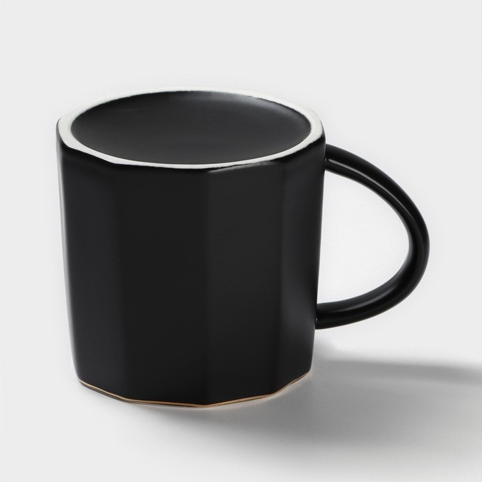 Кружка керамическая с ложкой Simple, 350 мл, цвет чёрный Кружка керамическая с ложкой Simple, 350 мл, цвет чёрный
