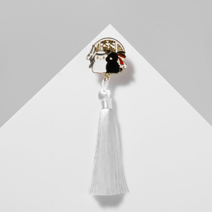 Значок «Япония» зайки, цветной в золоте Значок «Япония» зайки, цветной в золоте