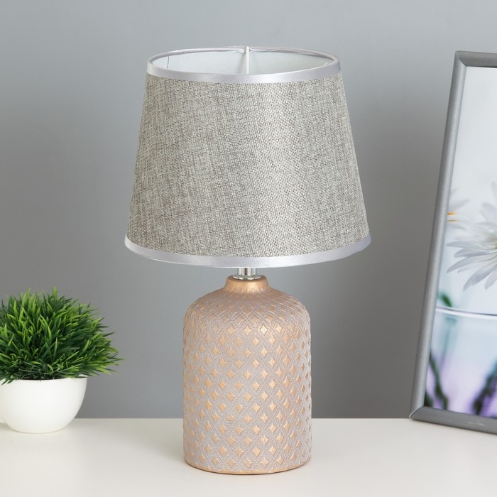 Настольная лампа Настольная лампа "Джемма" Е14 40Вт серебристо-серый 20х20х33 см RISALUX